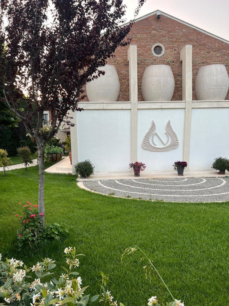 Nurellari Winery Cellar And Guest House Berat Exterior photo